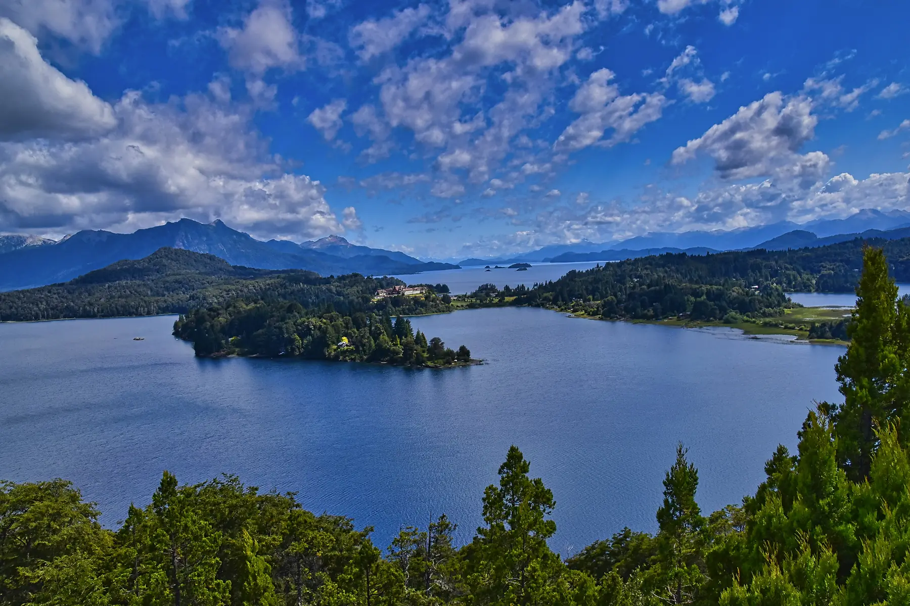 Lakes and mountains near Bariloche