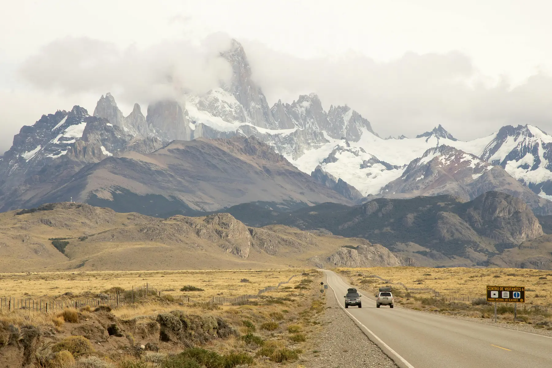 Autumn lenga forests lining the trail toward Fitz Roy.