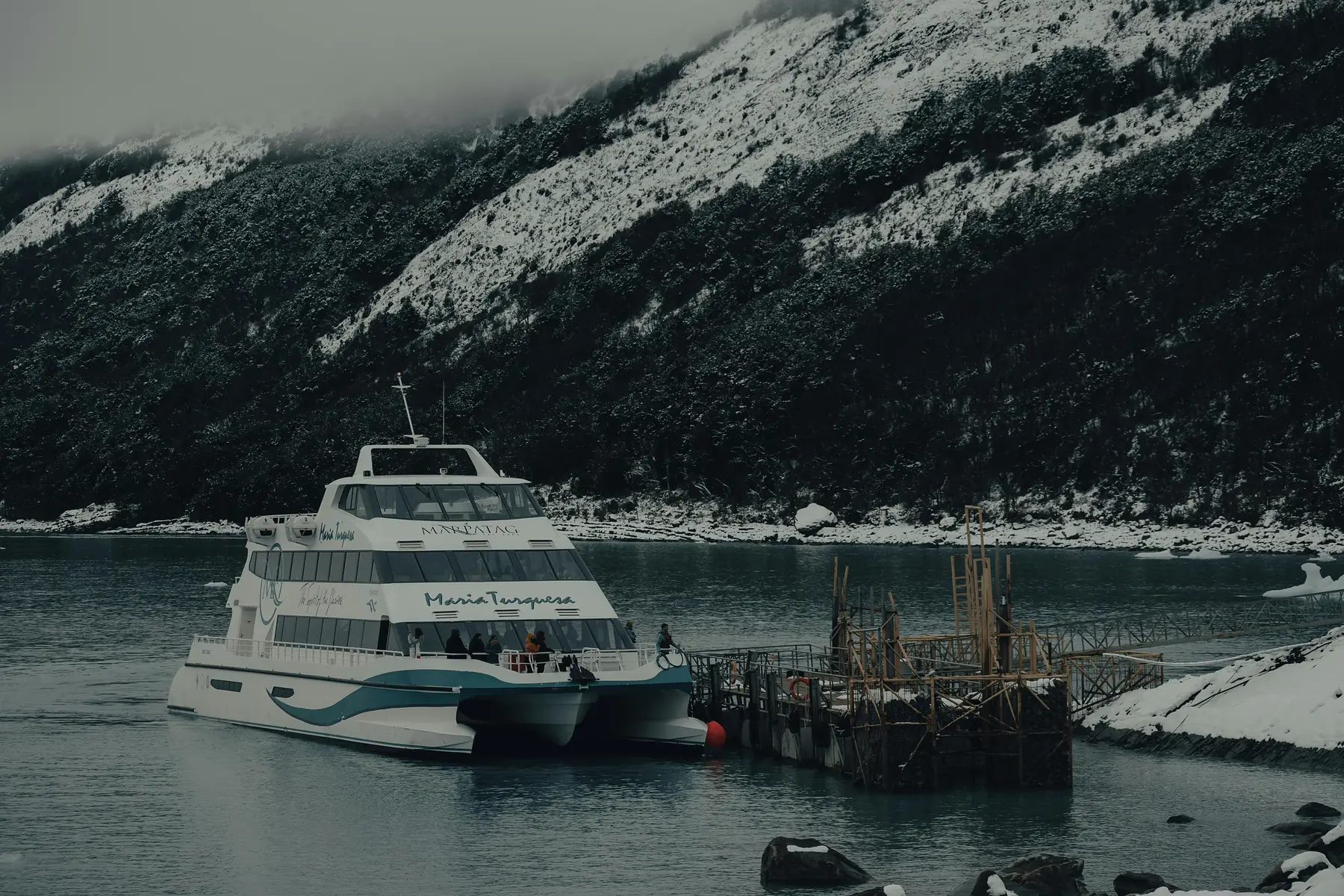 Expedition cruise in Patagonian fjords