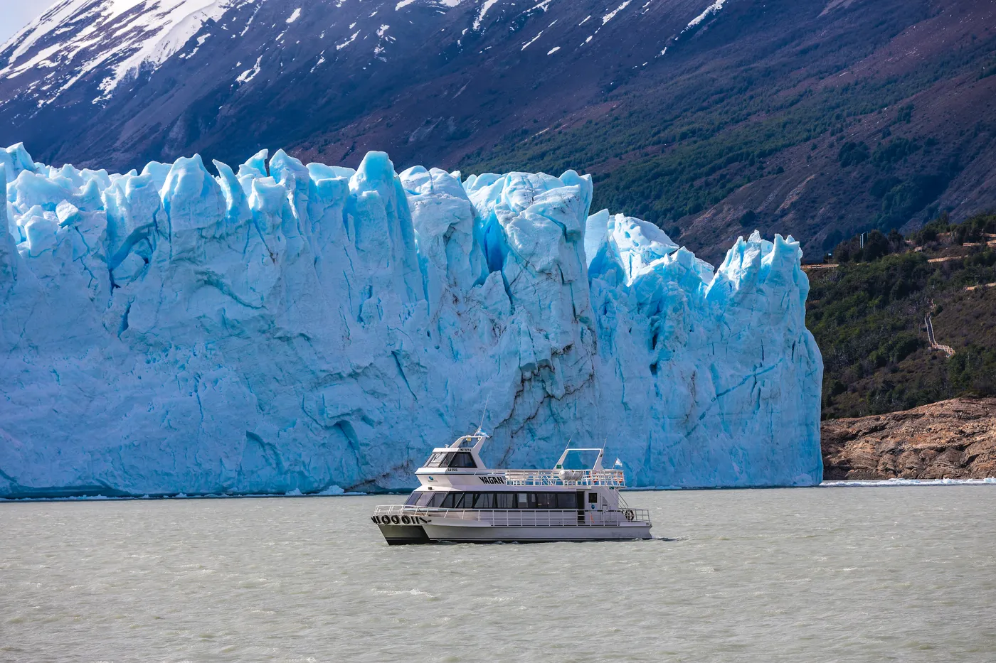 Perito Moreno Glacier & Walkways tour with Patagonia Dreams in Patagonia